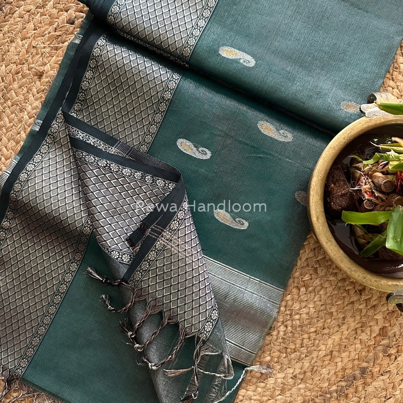 Maheshwari Silver Tissue Meena Butti Saree