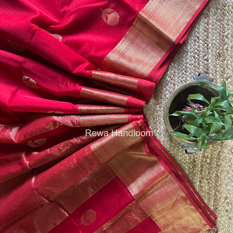 Maheshwari Red Lotus Butta Saree NLS05