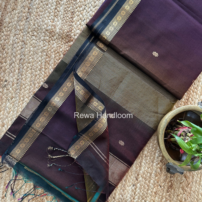 Maheshwari Aami Butti Saree