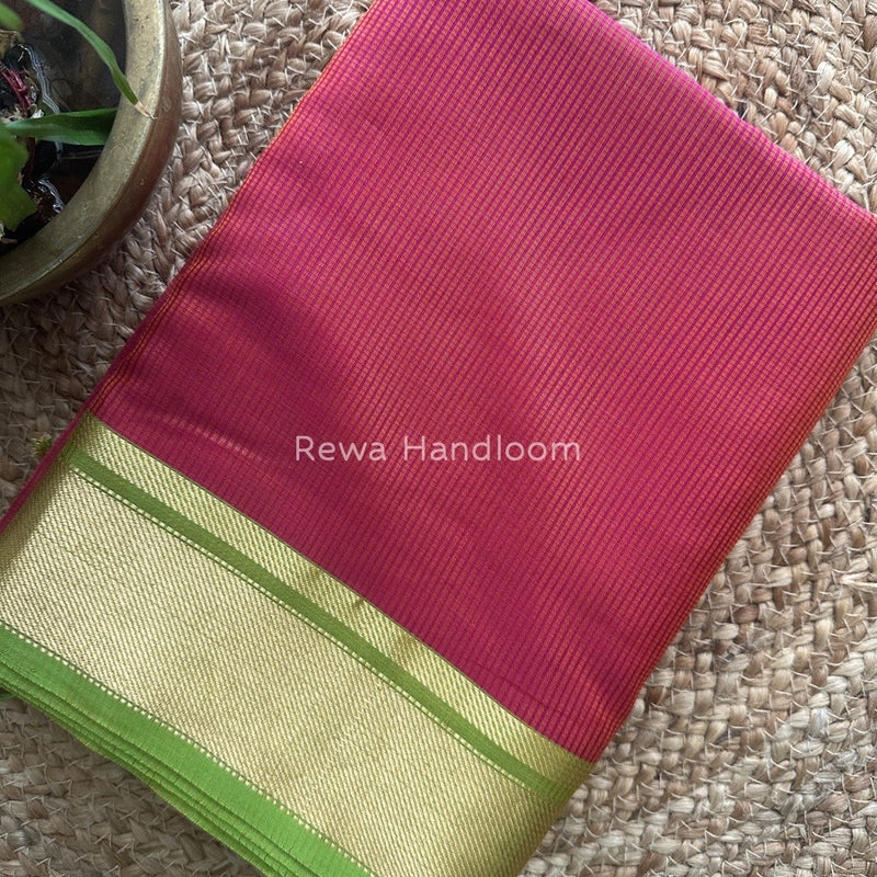 Exclusive Maheswari Self Checks Magenta Saree MCS054