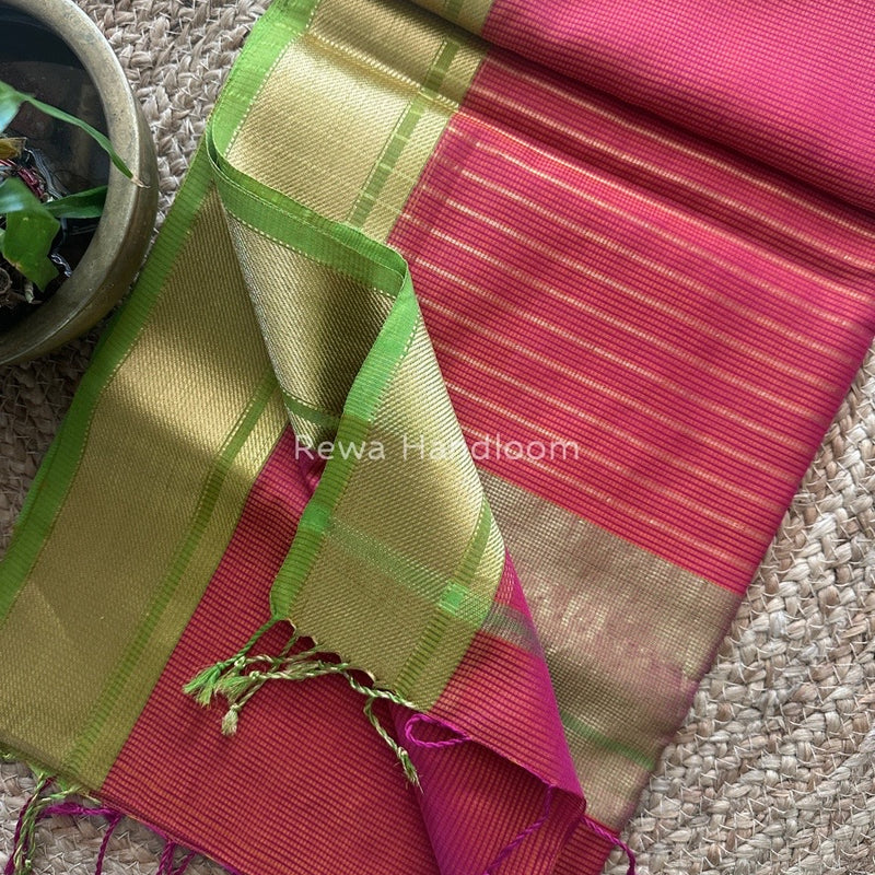 Exclusive Maheswari Self Checks Saree