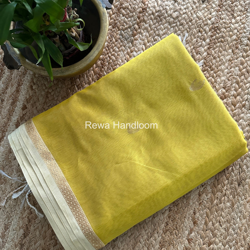 Yellow Zari Butti Maheshwari Saree CBGS03