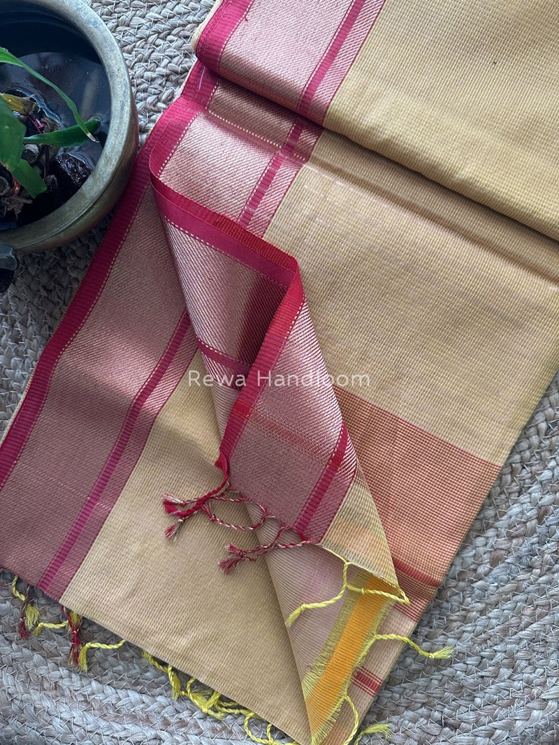 Exclusive Maheswari Self Checks Saree