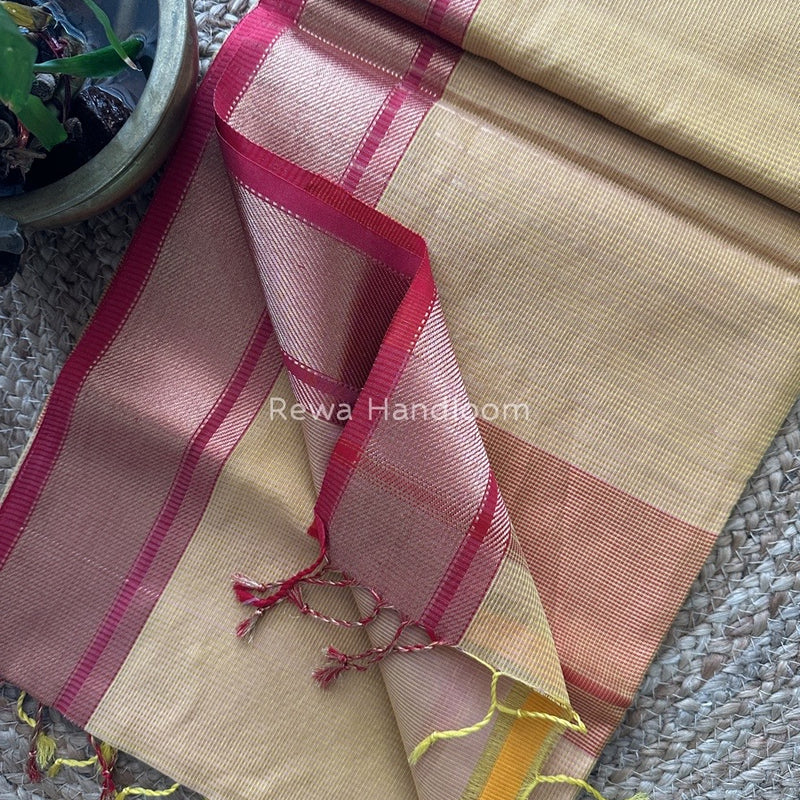 Exclusive Maheswari Self Checks Saree