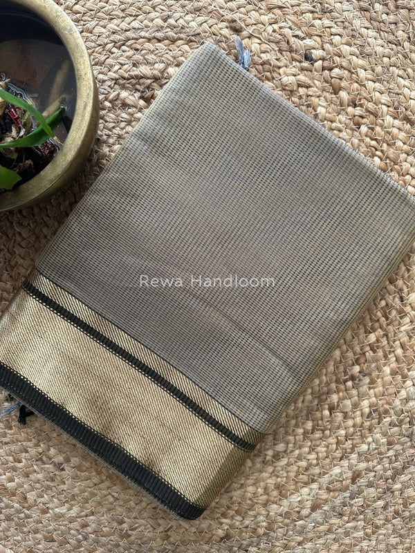 Exclusive Maheswari Self Checks Beige Saree MCS053