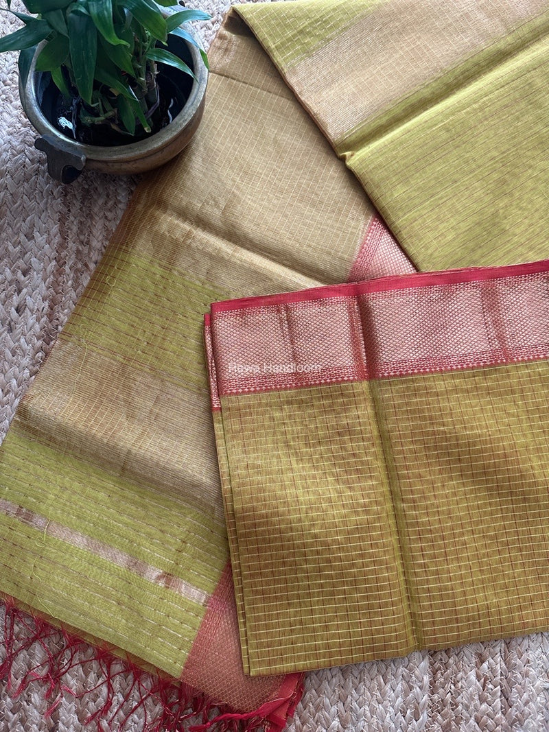 Maheshwari Saree