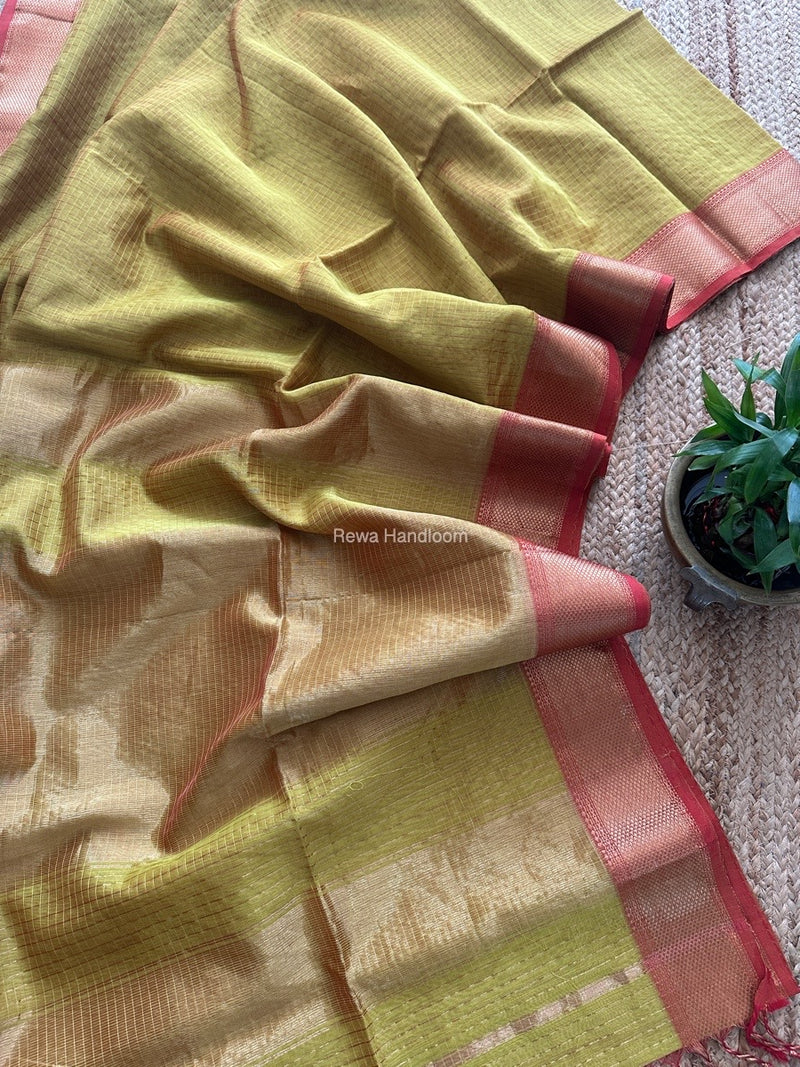 Maheshwari Parrot Green Zari Checks Saree ZCHX351