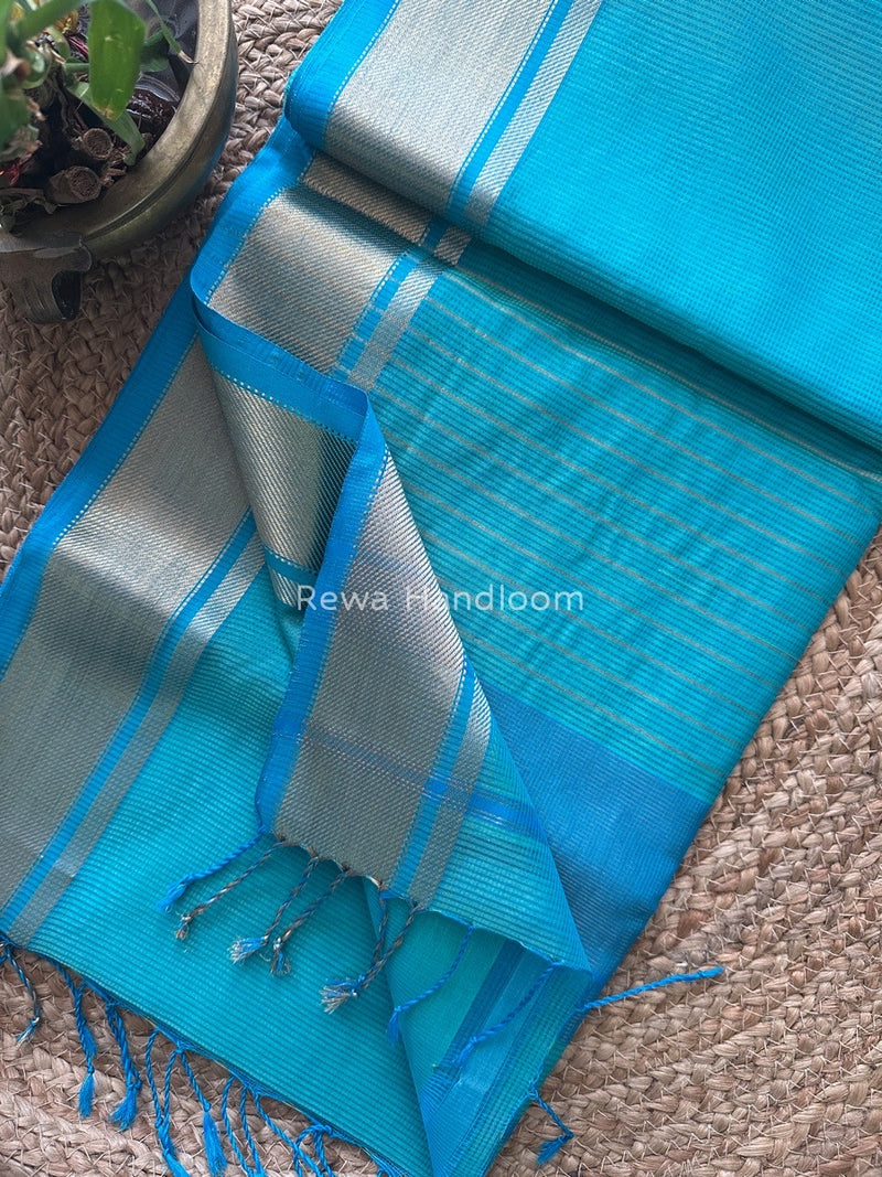 Exclusive Maheswari Self Checks Saree