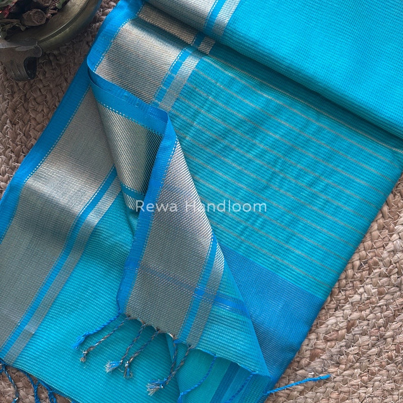 Exclusive Maheswari Self Checks Saree