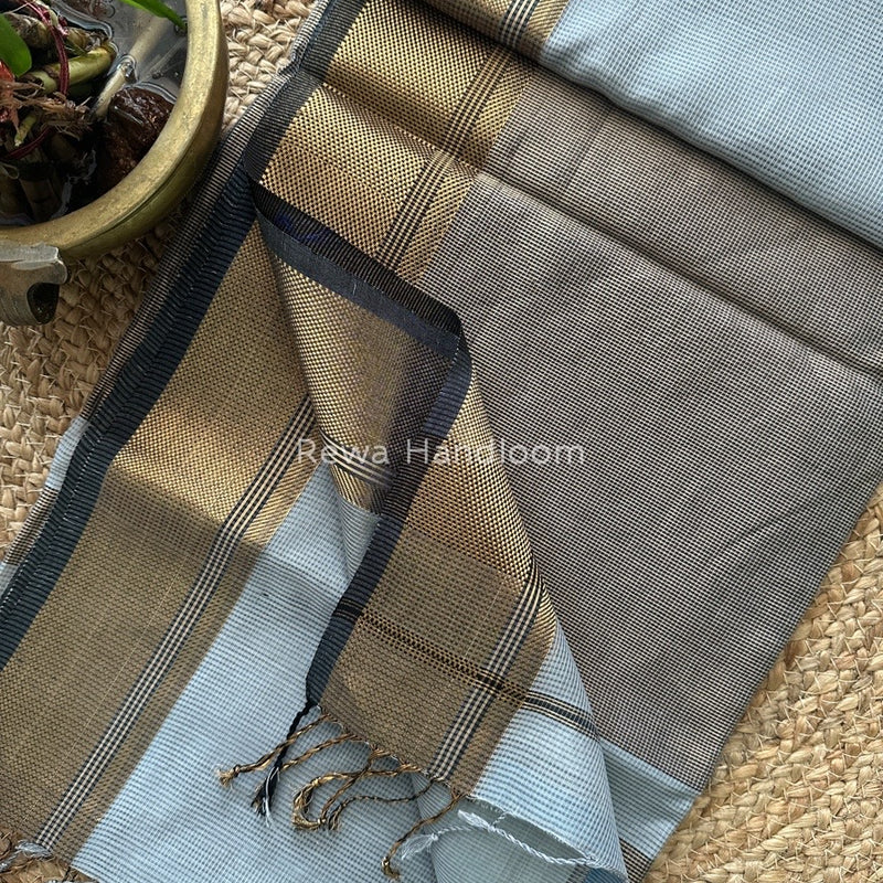 Exclusive Maheswari Self Checks Saree