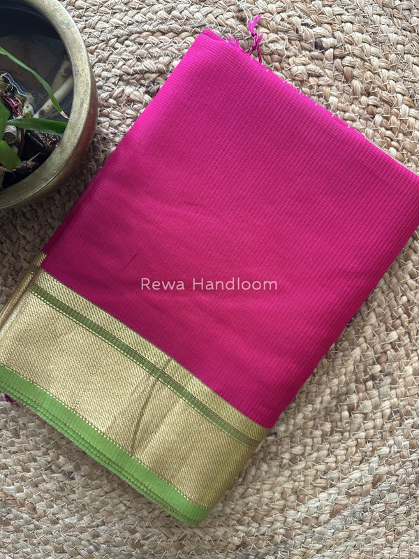 Exclusive Maheswari Self Checks Rani Pink Saree MCS051