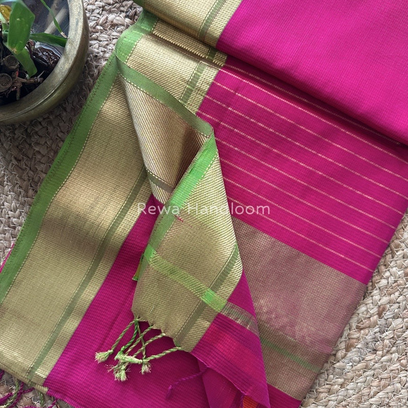Exclusive Maheshwari Self Checks Saree