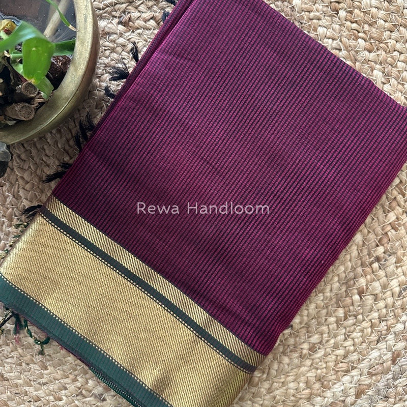 Exclusive Maheswari Self Checks Magenta Saree MCS048