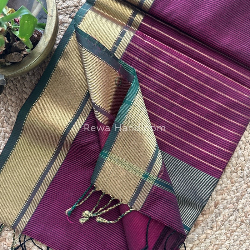 Exclusive Maheswari Self Checks Saree
