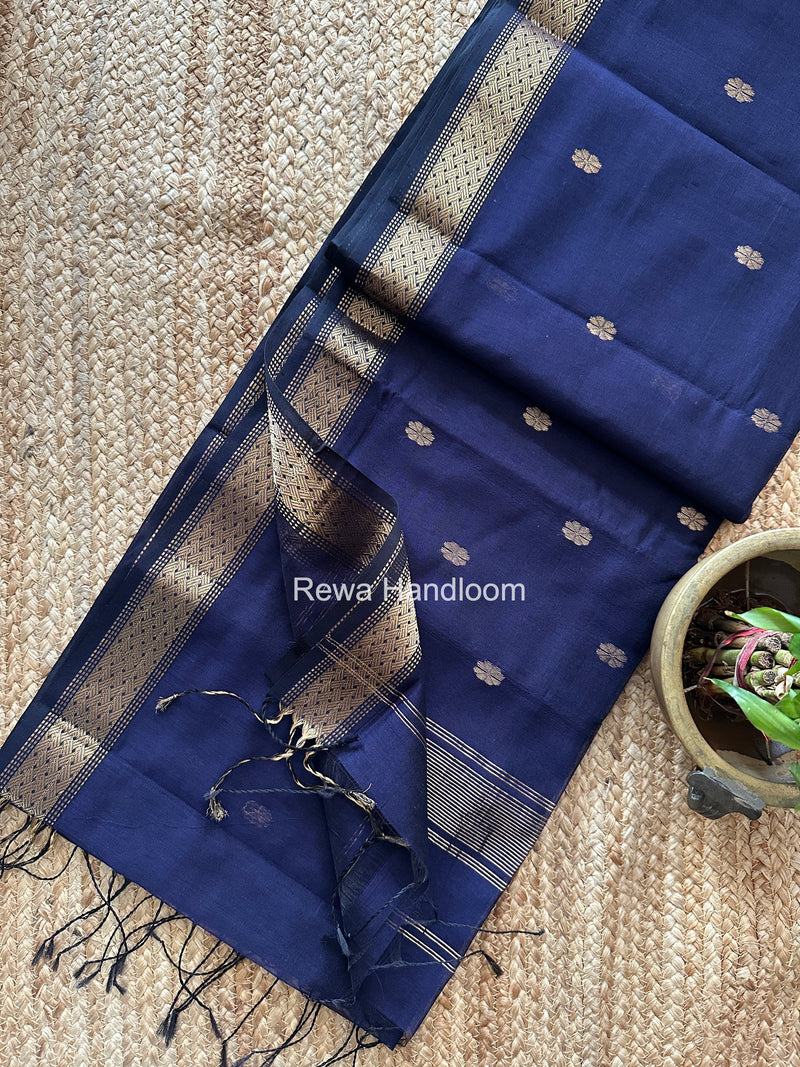 Maheshwari Aami Butti Saree