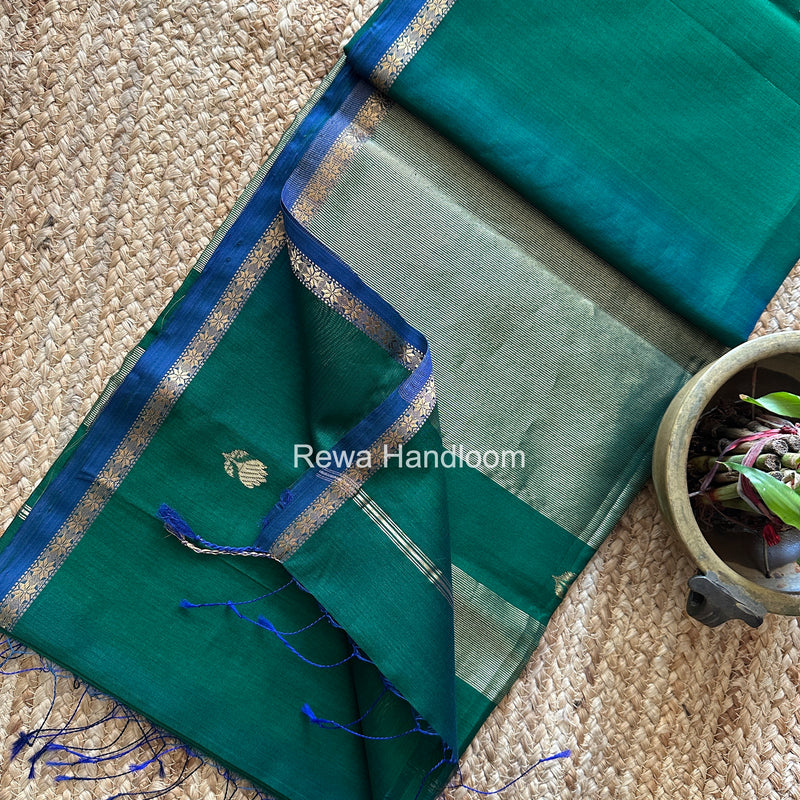 Maheshwari Shaded Gajalakshmi Diya Butta Saree