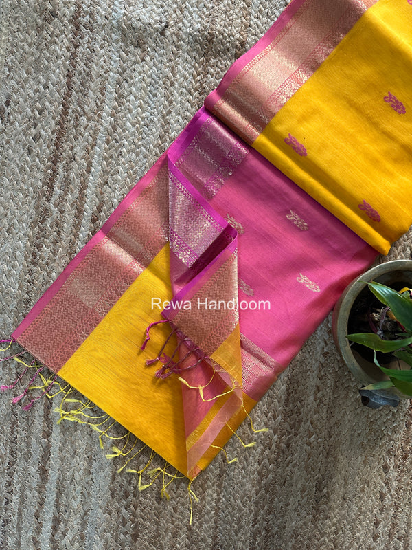 Maheshwari Lotus Butta Saree