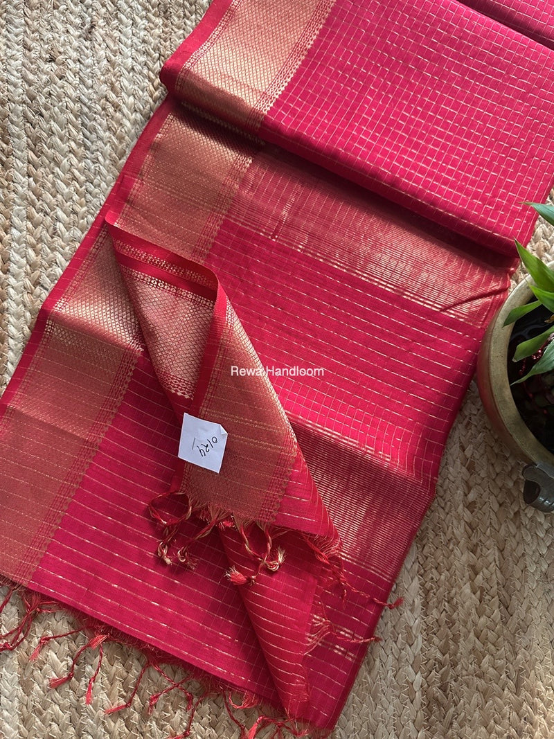 Maheshwari Zari Checks Saree