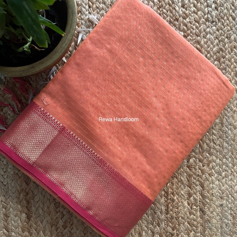 Maheshwari Peach Zari Checks Saree ZCHX383