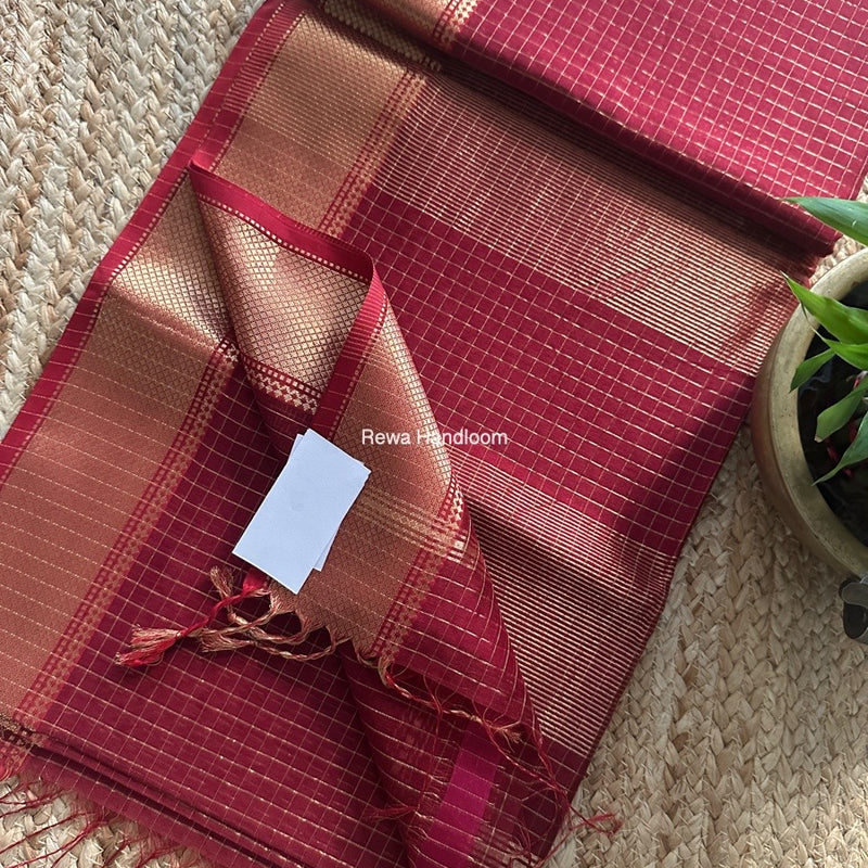 Maheshwari Zari Checks Saree 