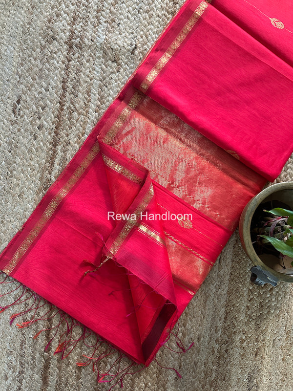 Maheshwari Shaded Gajalakshmi Diya Butta Saree