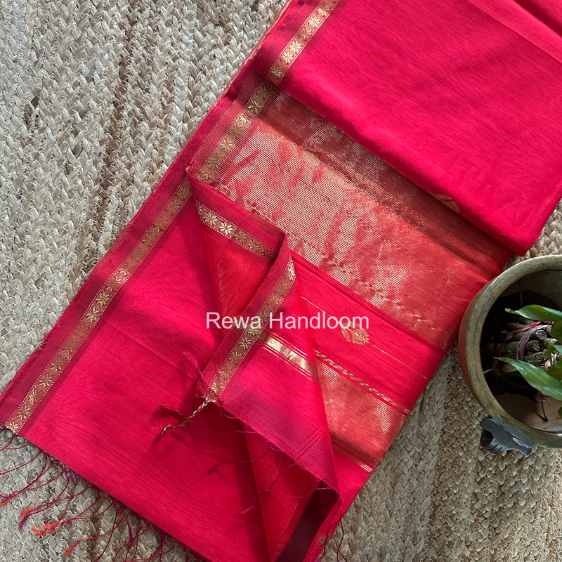 Maheshwari Shaded Gajalakshmi Diya Butta Saree