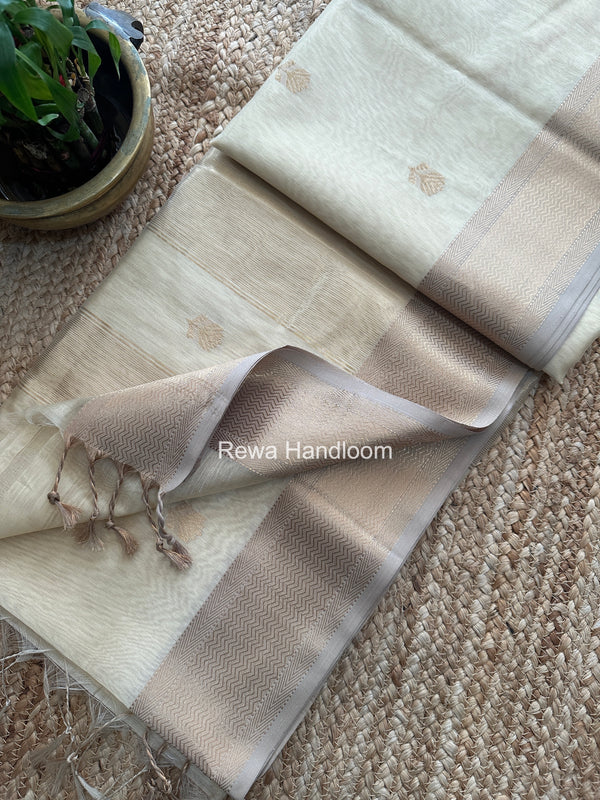 Maheshwari Saree