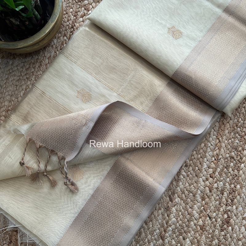 Maheshwari Saree
