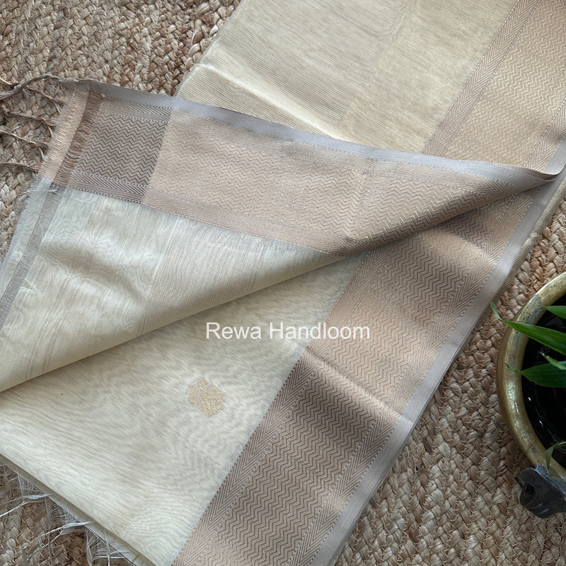 Maheshwari Cream Lotus Butta Saree LBS090