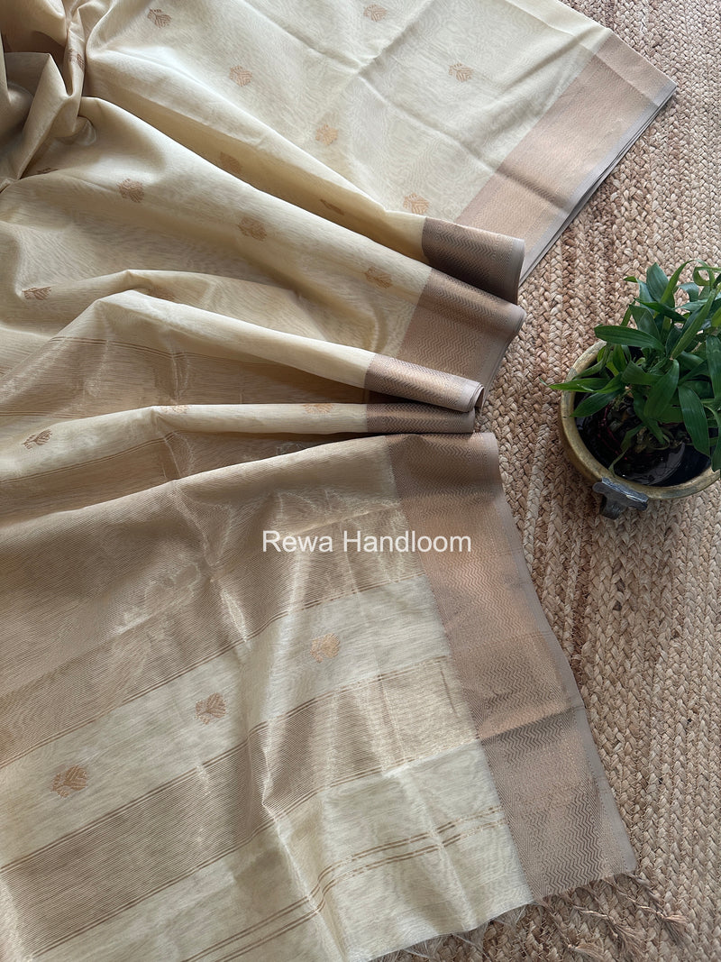 Maheshwari Cream Lotus Butta Saree LBS090