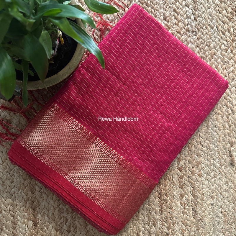 Maheshwari Rani Pink Zari Checks Saree ZCHX390