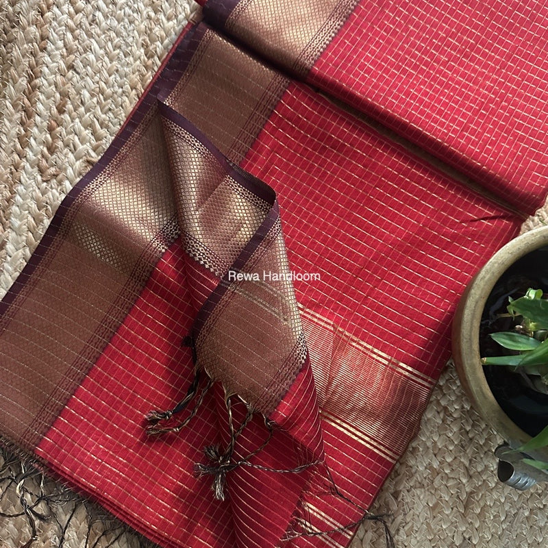 Maheshwari Zari Checks Saree