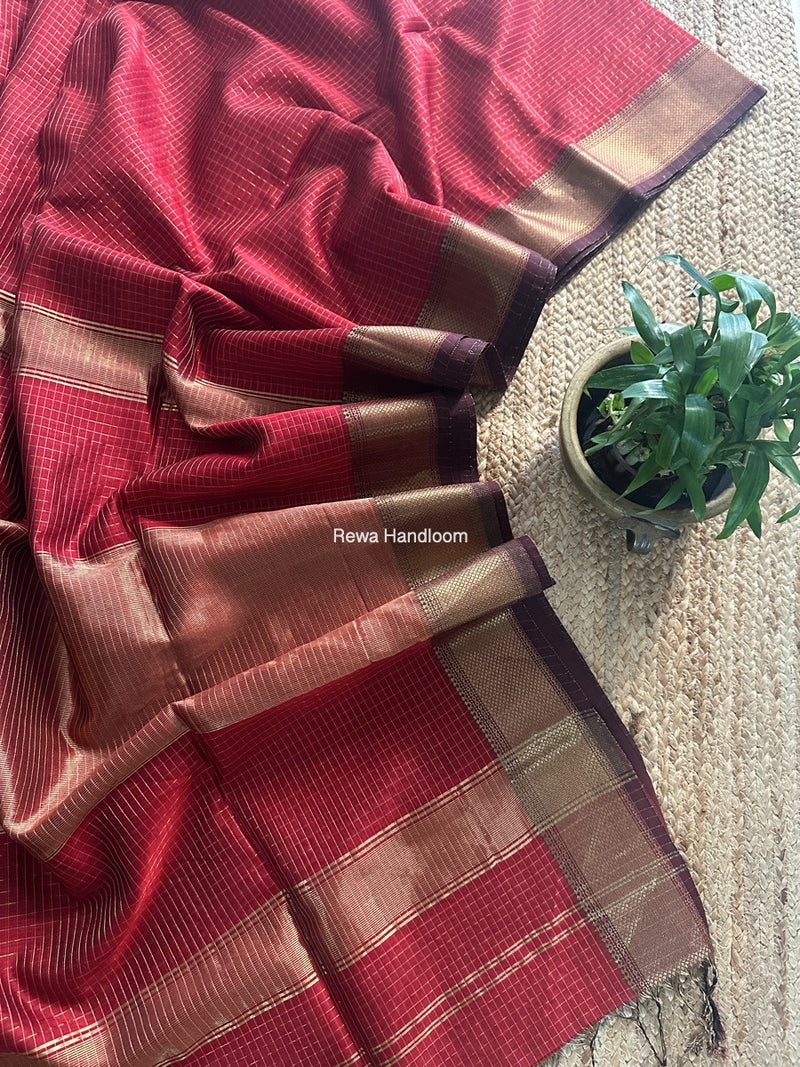 Maheshwari Maroon Zari Checks Saree ZCHX391