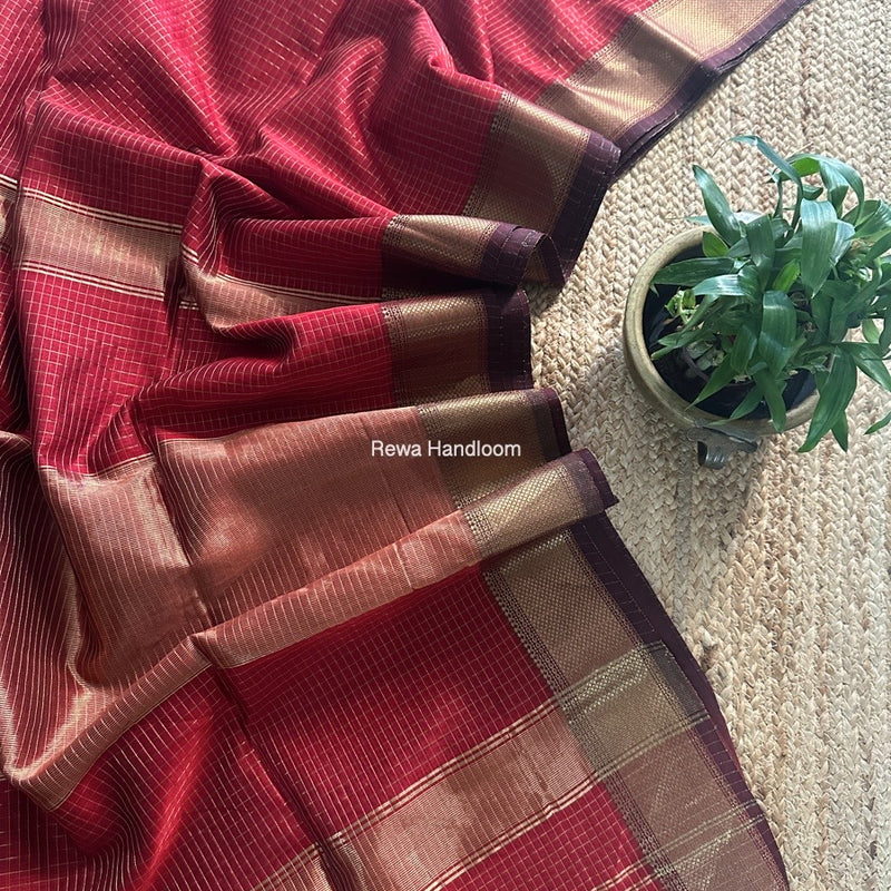 Maheshwari Maroon Zari Checks Saree ZCHX391