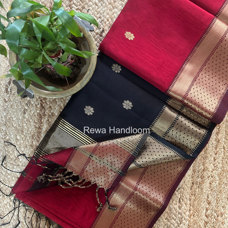 Maheshwari Flower Butti Saree