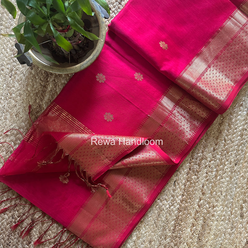 Flower Butti Maheshwari Saree