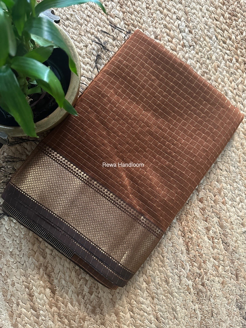 Maheshwari Brown Zari Checks Saree ZCHX398