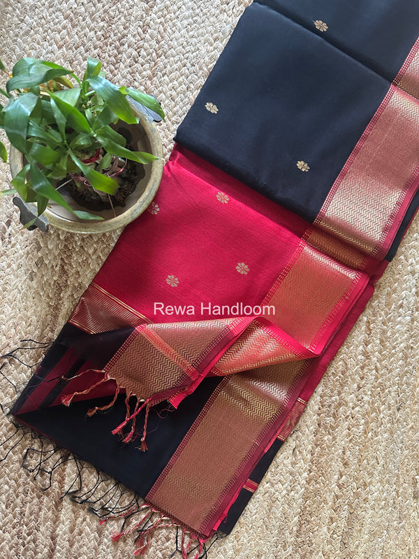 Maheshwari Flower Butti Saree