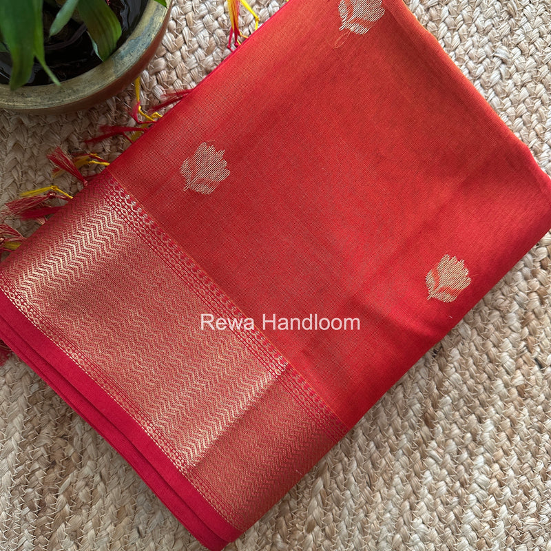 Maheshwari Red Lotus Shaded Butta Saree SLB07
