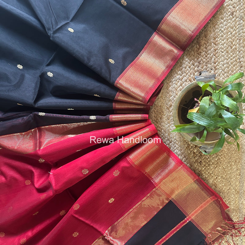 Maheshwari Black Flower Butti Saree JBS0111