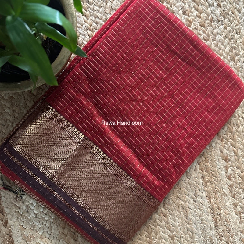 Maheshwari Maroon Zari Checks Saree ZCHX400