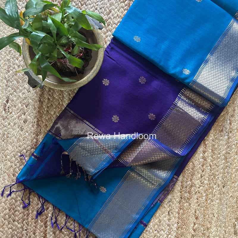 Maheshwari Flower Butti Saree