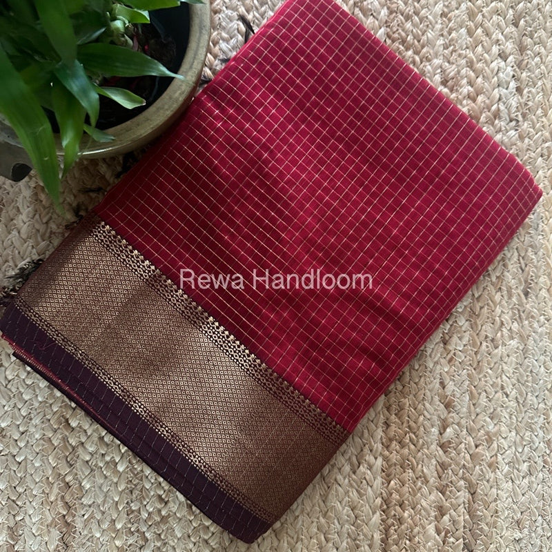 Maheshwari Maroon Zari Checks Saree ZCHX354