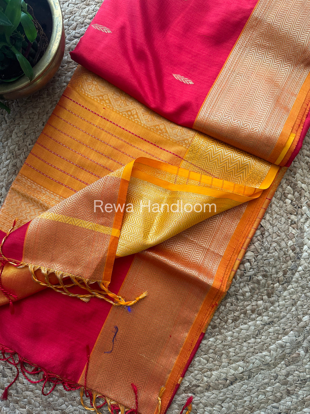 Maheshwari Rani Pink Pure Silk Saree PS012