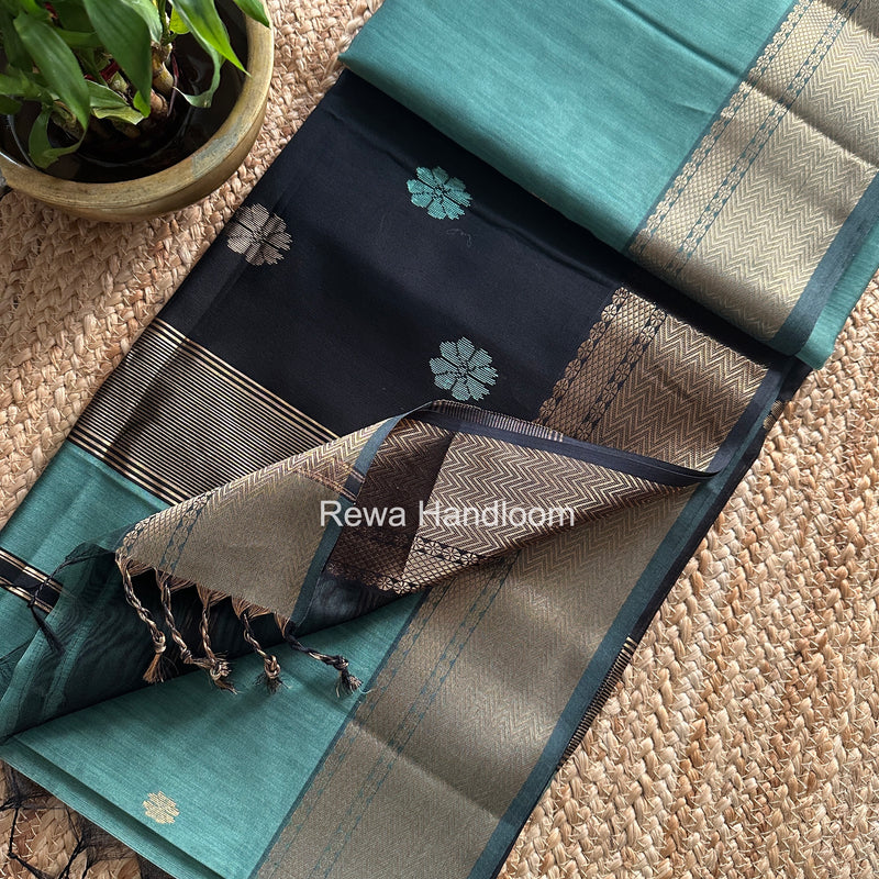 Maheshwari Saree