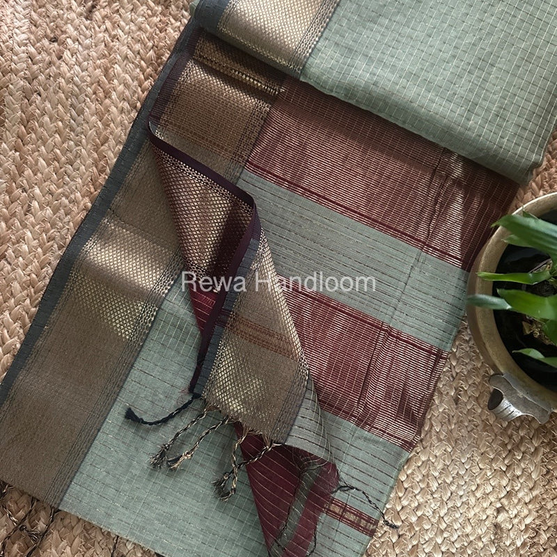 Maheshwari Zari Checks Saree