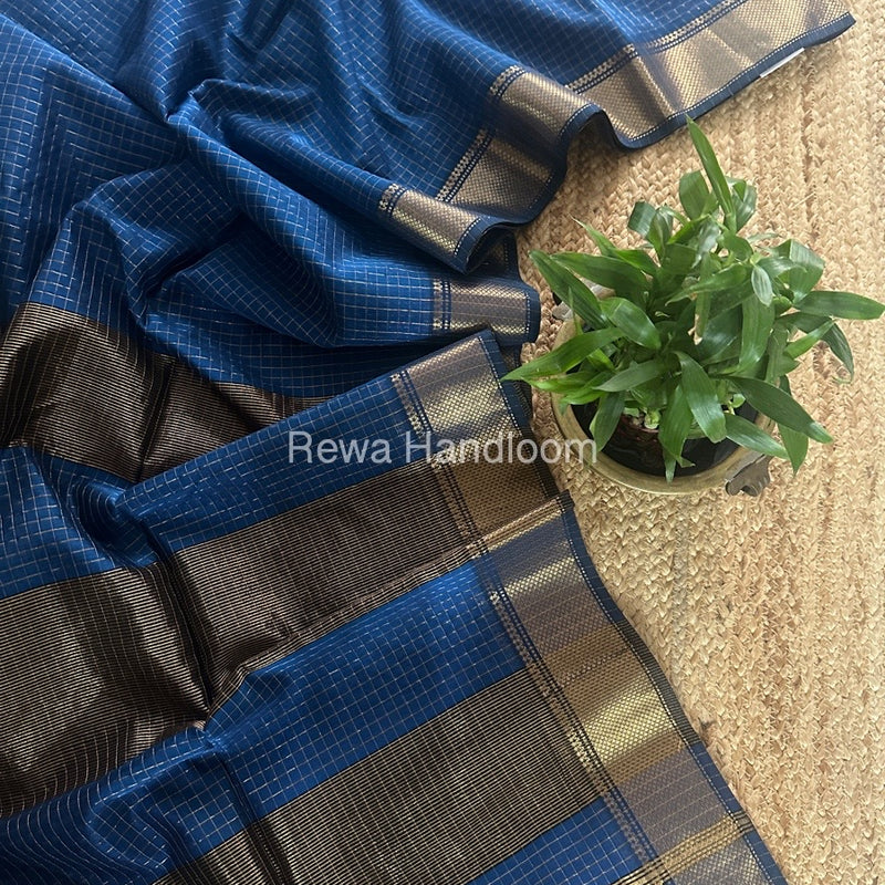 Maheshwari Blue Zari Checks Saree ZCHX357