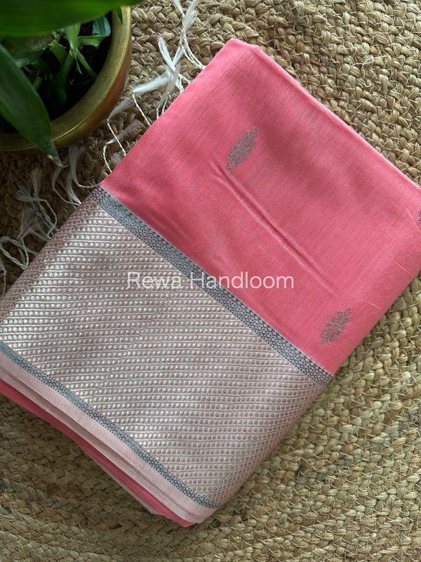 Maheshwari Silver Zari Buta Buti Saree 