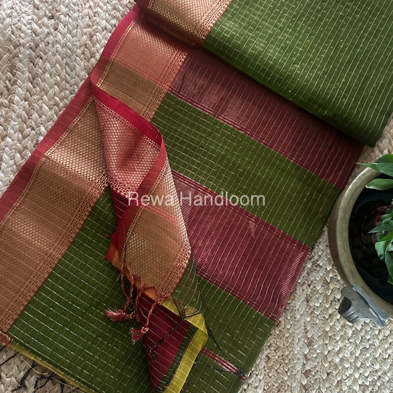 Maheshwari Zari Checks Saree