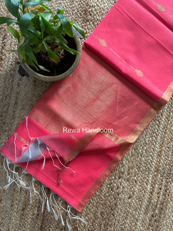 Maheshwari Butti Saree